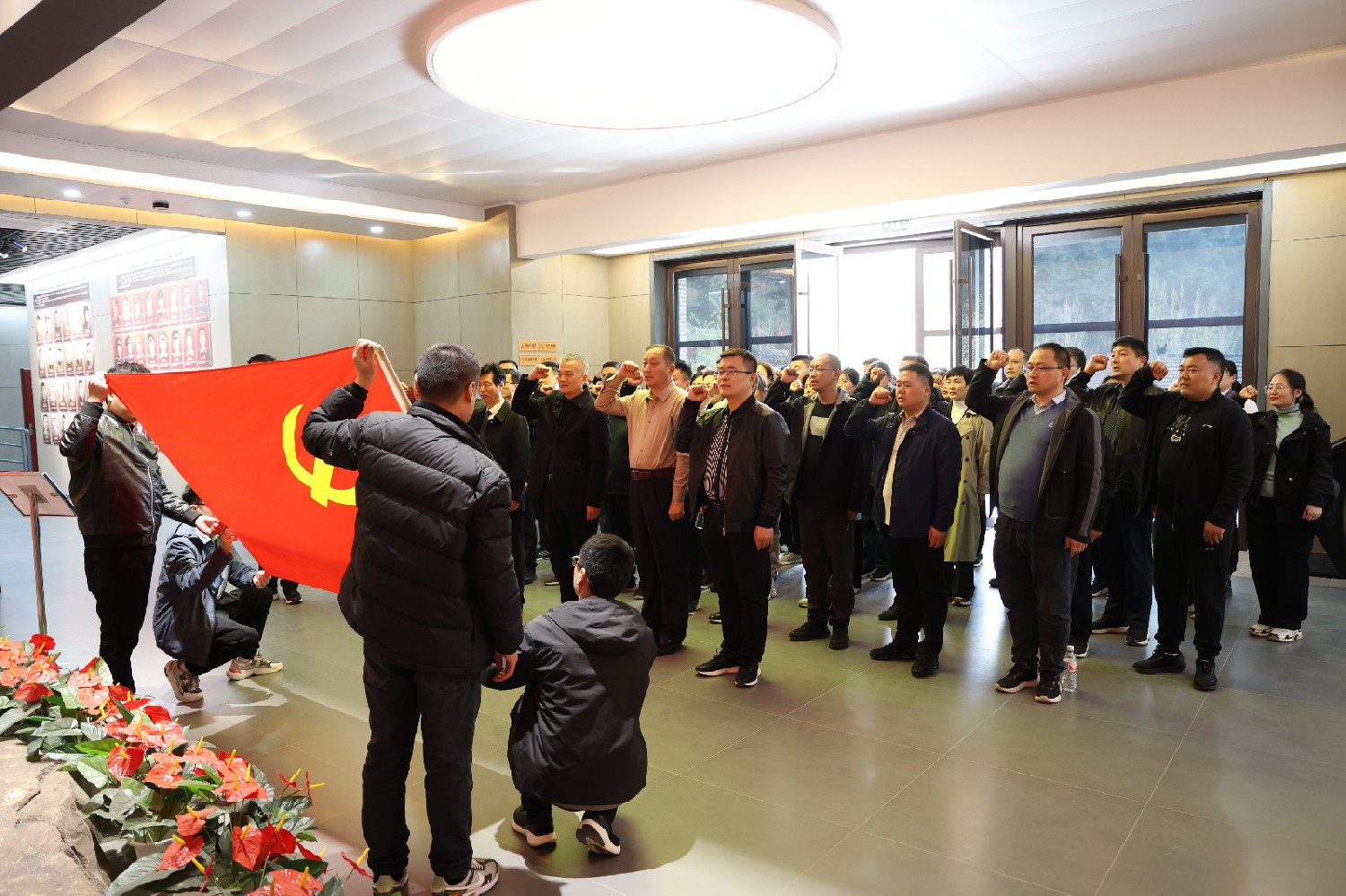 集團(tuán)赴徂徠山：重溫革命歷史，共筑愛國情懷
